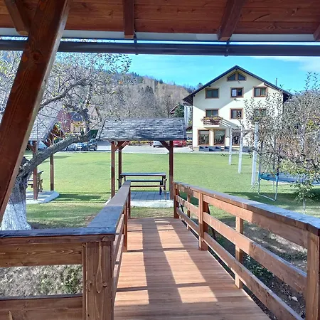 招待所 Casa Bradul 沃拉内特